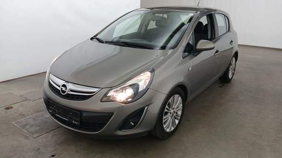 Vue de l’avant gauche