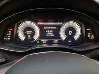 Pohled na přístrojovou desku