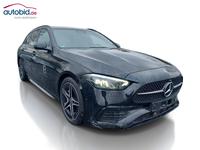 Skats no labās puses priekšā