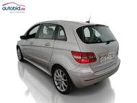 Vaade tagant vasakult