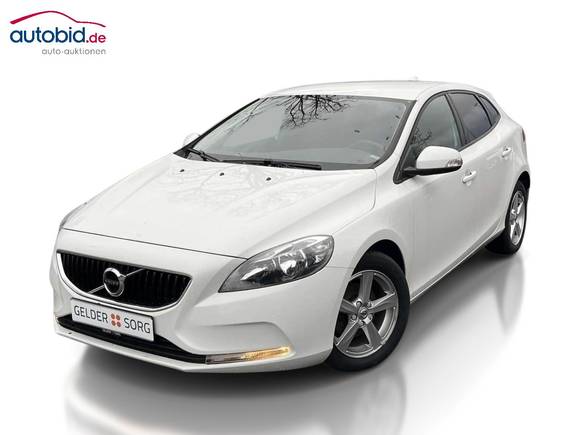 Pogled od napred levo