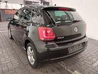 Pogled od pozadi levo