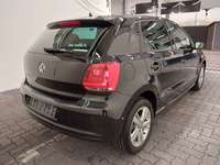 Pogled od pozadi desno