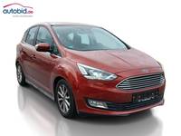 Skats no labās puses priekšā