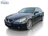 Skats no kreisās puses priekšā