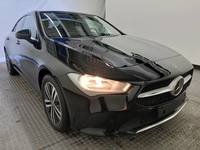 Skats no labās puses priekšā