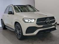 Skats no labās puses priekšā