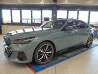 Vue de l’avant gauche