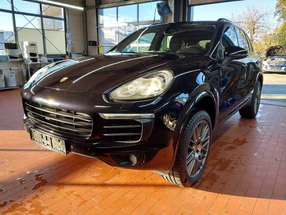 Náhled zpředu zleva