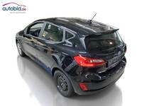 Vue de l’arrière gauche