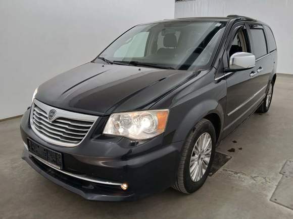 Vue de l’avant gauche