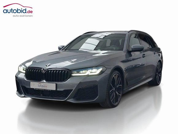 Pogled od napred levo