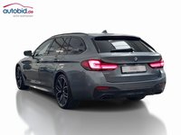 Pogled od pozadi levo