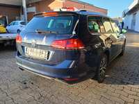 Pogled od pozadi desno