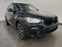 Skats no labās puses priekšā