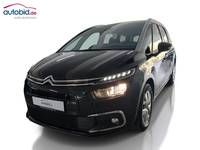 Pogled sprijeda lijevo