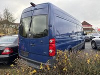 Skats no labās puses aizmugurē