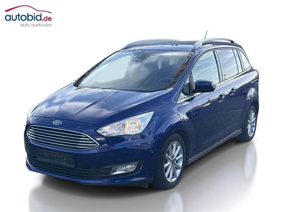 Вид спереди слева