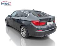 Pogled od pozadi levo