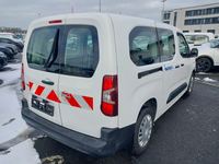 Вид сзади справа