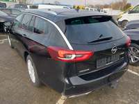 Вид сзади слева