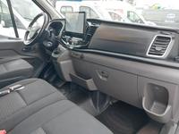 Вид на салон