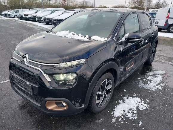 Вид спереди слева