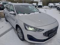 Вид спереди справа