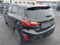 Вид сзади слева