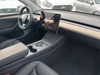 Вид на салон