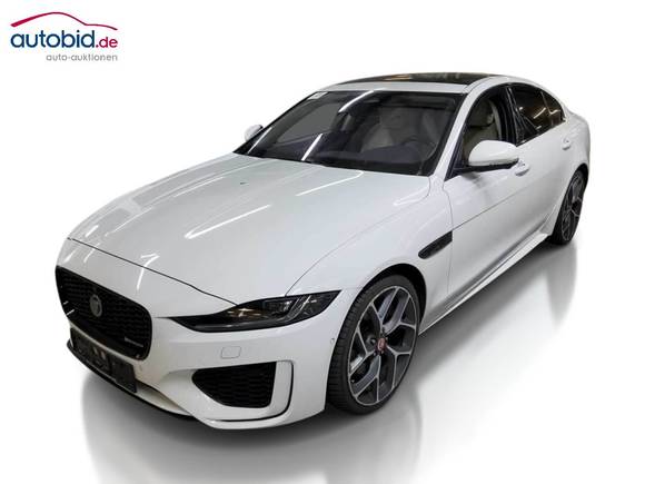 Vue de l’avant gauche