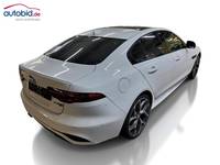 Vue de l’arrière droit