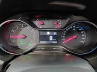 Pogled na kombinovani instrument