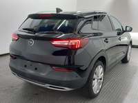 Pogled od pozadi desno