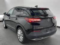 Pogled od pozadi levo