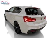 Vue de l’arrière gauche