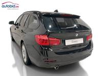 Vue de l’arrière gauche