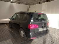 Widok z tyłu po stronie lewej