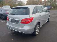 Widok z tyłu po stronie prawej