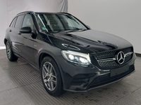 Skats no labās puses priekšā