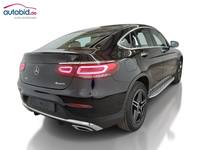 Skats no labās puses aizmugurē