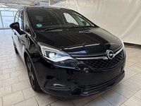 Skats no labās puses priekšā