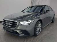 Skats no kreisās puses priekšā