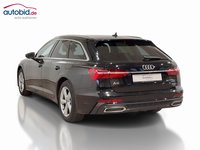 Vaade tagant vasakult