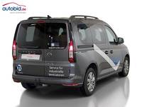 Pogled od pozadi desno