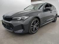 Skats no kreisās puses priekšā