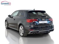 Pogled od pozadi levo