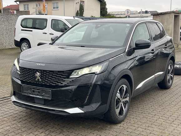 Skats no kreisās puses priekšā