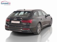 Pogled od pozadi desno