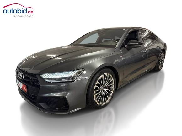 Skats no kreisās puses priekšā